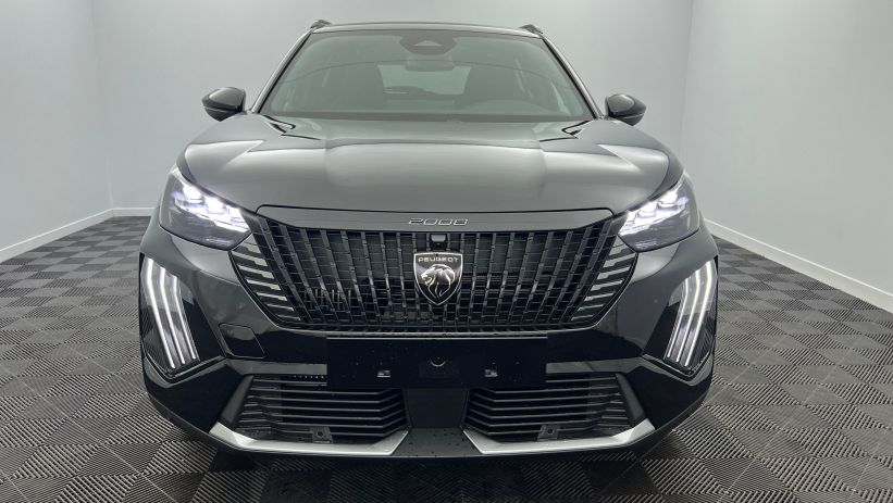 Aperçu du véhicule : Hybrid 145 e-DCS6 GT Noir Perla Nera avec 4420€ d'équipements inclus