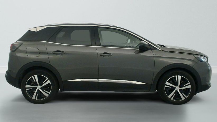 Aperçu du véhicule : Hybrid4 300 e-EAT8 GT
