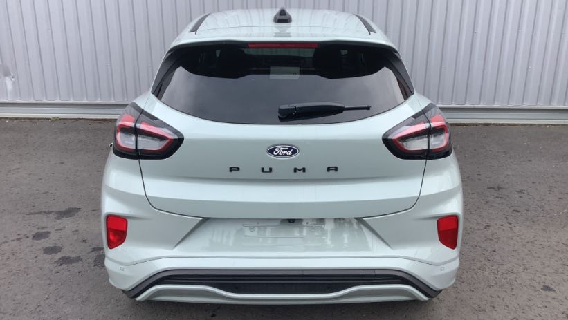 Aperçu du véhicule : PUMA 1.0 EcoBoost 125 ch mHEV S&S Powershift ST-Line X