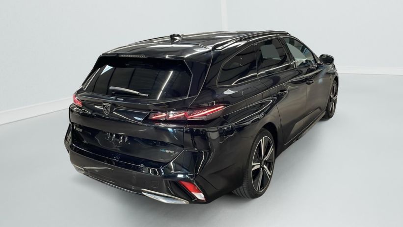 Aperçu du véhicule : PHEV 225 e-EAT8 GT