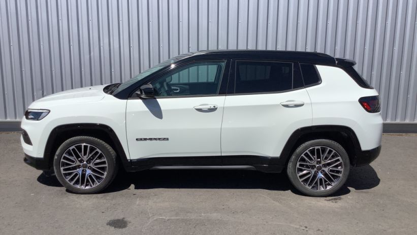 Aperçu du véhicule : COMPASS 1.5 Turbo T4 130 ch BVR7 e-Hybrid Summit