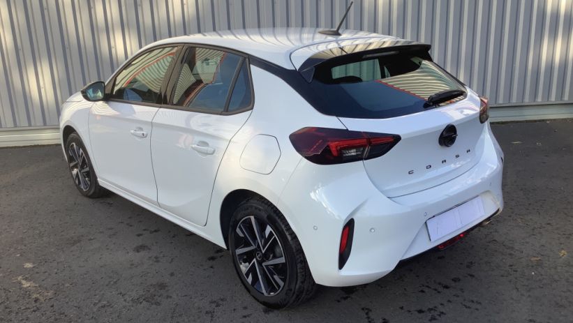 Aperçu du véhicule : CORSA 1.2 Turbo 100 ch BVM6 GS
