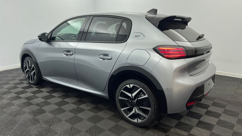 Aperçu du véhicule : Hybrid 145 e-DCS6 GT Gris Artense avec 2750€ d'équipements inclus