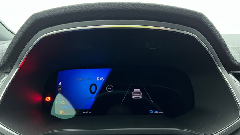 Aperçu du véhicule : E-Tech full hybrid 145 Techno Gris Cassiopée avec 1700€ d'équipements inclus
