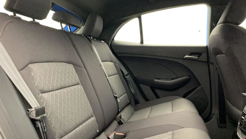 Aperçu du véhicule : 1.5 L Hybrid+ 195 ch Comfort
