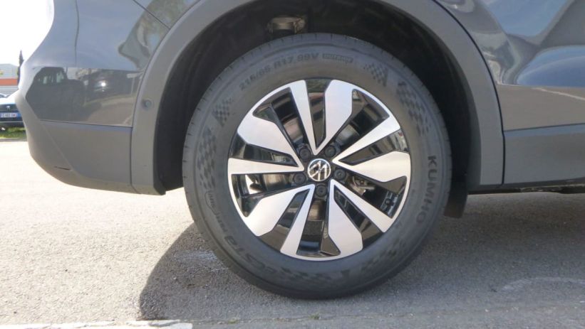 Aperçu du véhicule : Tiguan 1.5 eTSI 131ch DSG7 VW Edition