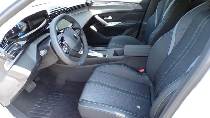 Aperçu du véhicule : BlueHDi 130ch S S EAT8 Allure