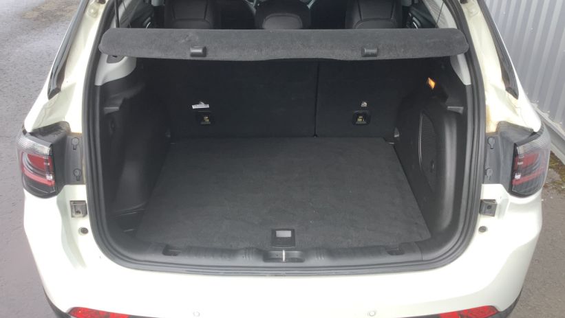 Aperçu du véhicule : COMPASS 1.5 Turbo T4 130 ch e-Hybrid BVR7 S