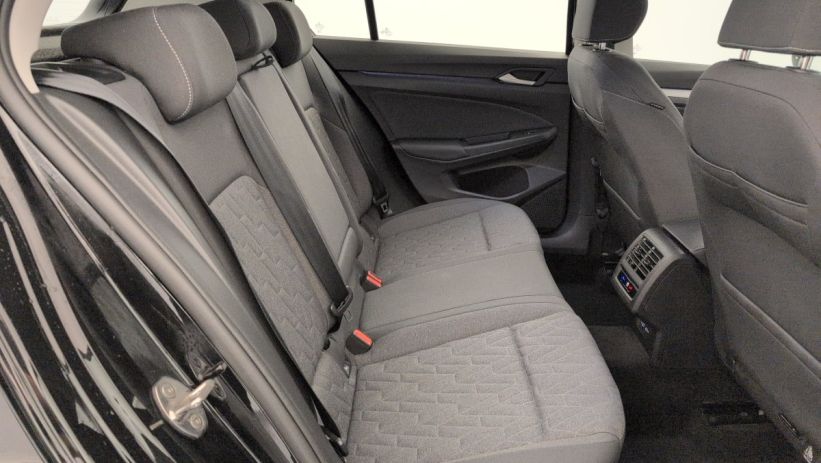 Aperçu du véhicule : 2.0 TDI 116 BVM6 LIFE PLUS