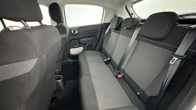 Aperçu du véhicule : III 1.2 PureTech 83ch Feel