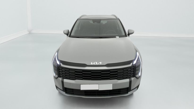 Aperçu du véhicule : HYBRIDE 239 CH BVA6 ACTIVE