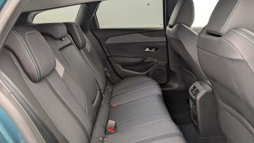 Aperçu du véhicule : PureTech 130ch S S BVM6 Allure