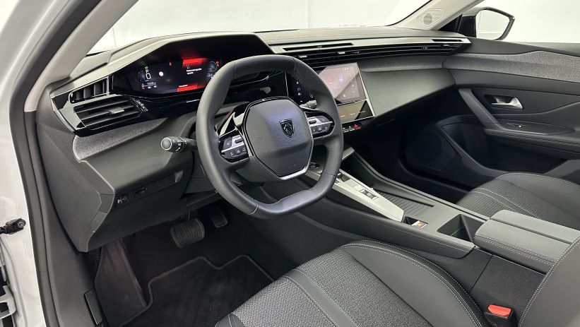 Aperçu du véhicule : 1.2 Hybrid 136ch Allure e-DCS6