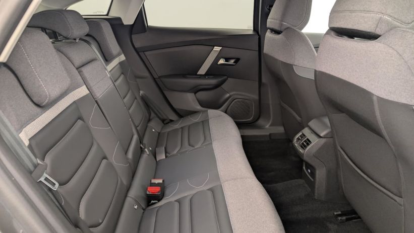 Aperçu du véhicule : BlueHDi 130 EAT8 Max