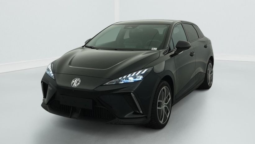 Aperçu du véhicule : 64KWH 204CH LUXURY