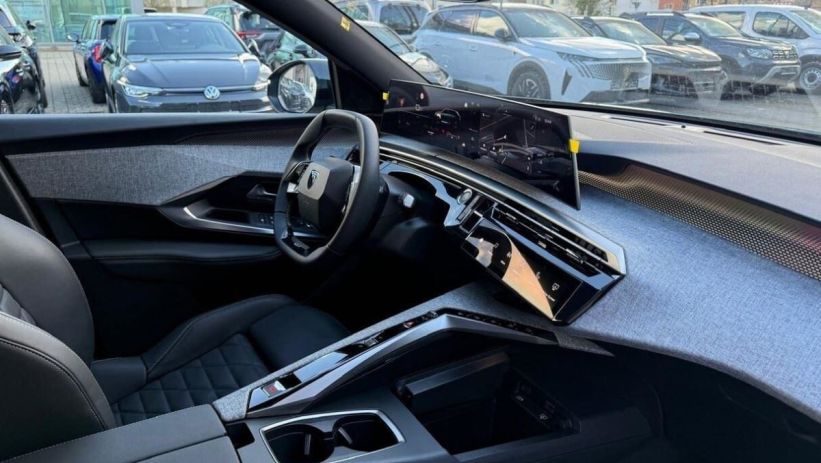 Aperçu du véhicule : Hybrid 145 gt e-dcs6