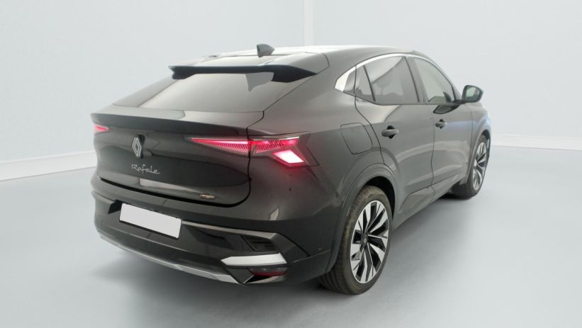 Aperçu du véhicule : E-Tech full hybrid 200ch Techno