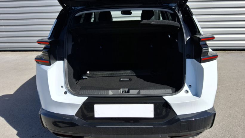 Aperçu du véhicule : C5 AIRCROSS HYBRIDE 145 e-DCS6 Max