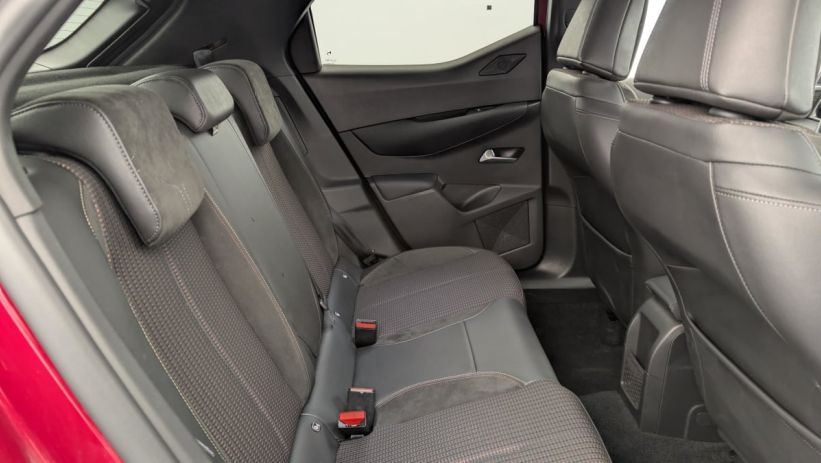 Aperçu du véhicule : PureTech 100 BVM6 Performance Line