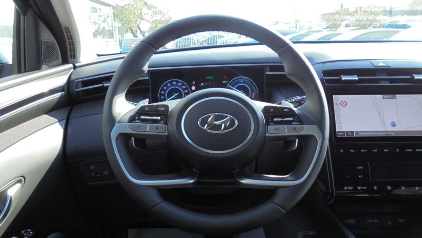 Aperçu du véhicule : Tucson 1.6 T-GDI 230 Hybrid BVA6 Executive