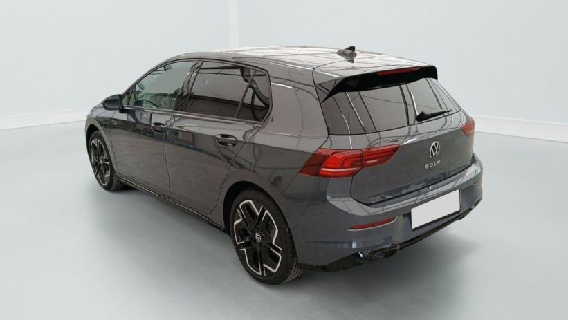 Aperçu du véhicule : Golf 1.5 eTSI EVO2 150 DSG7 R-Line Edition