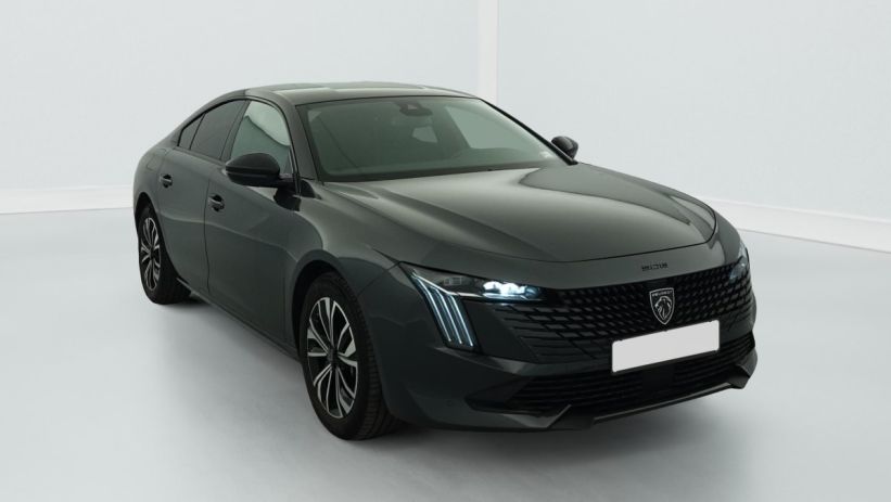 Aperçu du véhicule : Hybrid 225 e-EAT8 Allure