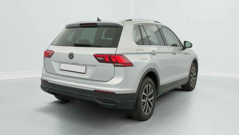 Aperçu du véhicule : 2.0 TDI 122CH BVM6 LIFE PLUS