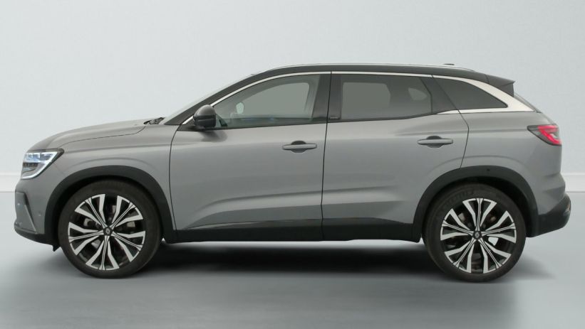 Aperçu du véhicule : E-TECH HYBRID 200 ICONIC