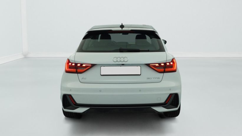Aperçu du véhicule : 30 TFSI 116 ch BVM6 Design