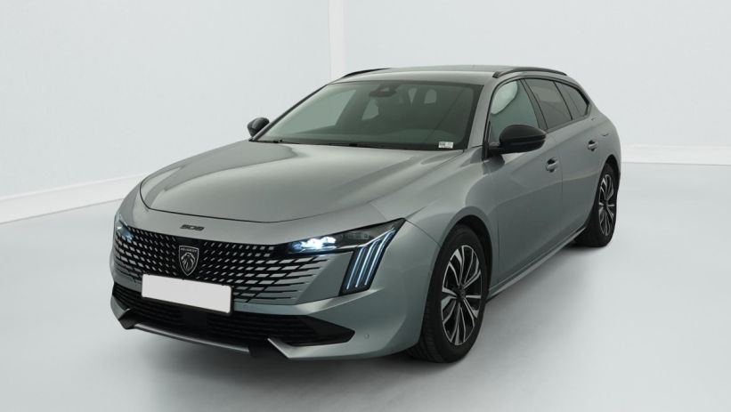 Aperçu du véhicule : Hybrid 225 e-EAT8 Allure