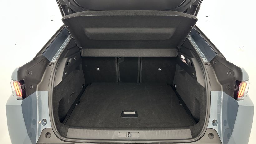 Aperçu du véhicule :  III 1.2 Hybrid 145ch Allure e-DCS6