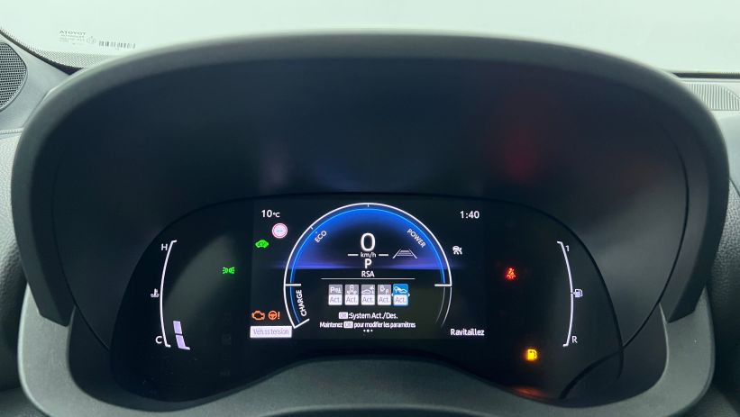 Aperçu du véhicule : Hybride 130ch 2WD Design Gris Atlas avec 2100€ d'équipements inclus