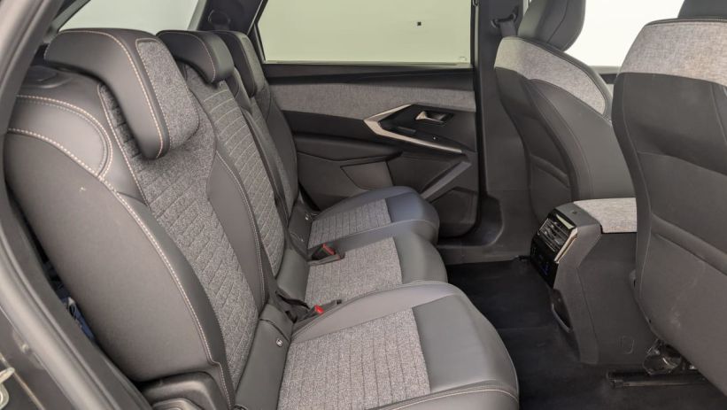 Aperçu du véhicule : Hybrid 136 e-DCS6 Allure