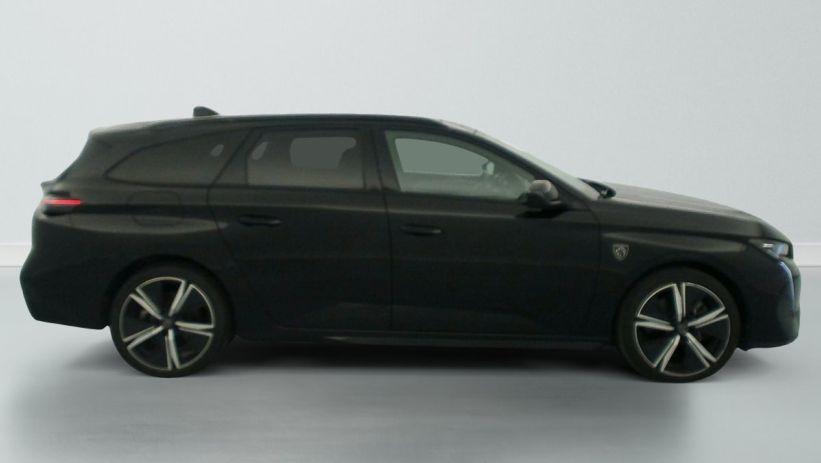 Aperçu du véhicule : PHEV 225 e-EAT8 GT