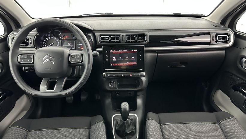 Aperçu du véhicule : III 1.2 PureTech 83ch Shine