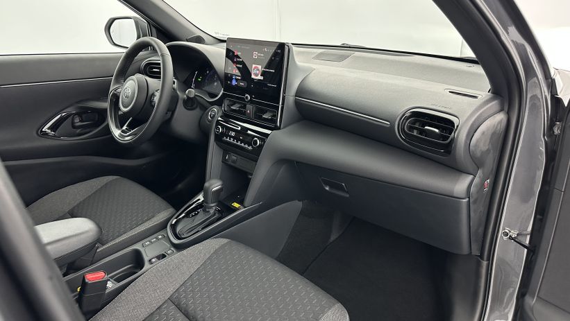 Aperçu du véhicule : 1.5 Hybride 130h Design e-CVT