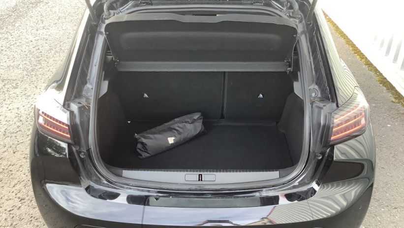 Aperçu du véhicule : 208 PureTech 100 S&S BVM6 GT