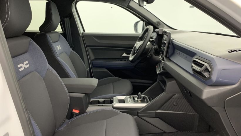 Aperçu du véhicule : Hybrid 140 Journey