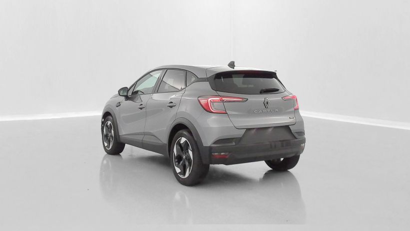 Aperçu du véhicule : II 1.8 E-Tech full hybrid 160ch Techno