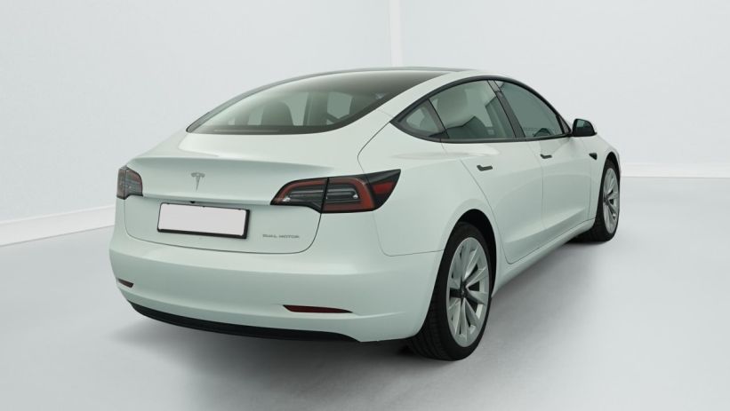 Aperçu du véhicule : GRANDE AUTONOMIE AWD