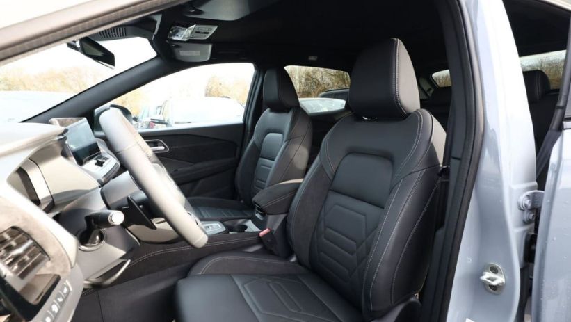 Aperçu du véhicule : 158 N-DESIGN