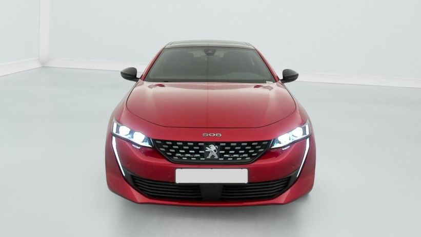 Aperçu du véhicule : Hybrid 225 e-EAT8 GT