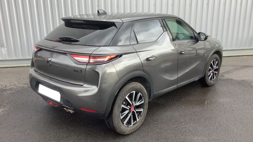 Aperçu du véhicule : DS 3 PureTech 130 EAT8 Performance Line