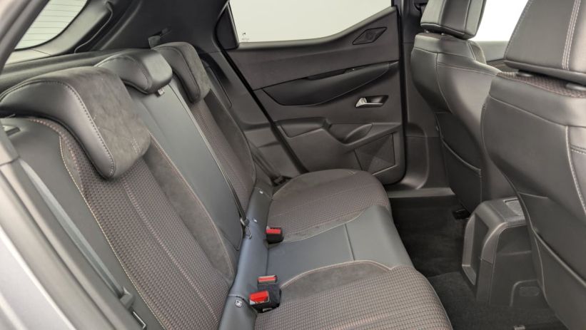 Aperçu du véhicule : PureTech 100 BVM6 Performance Line