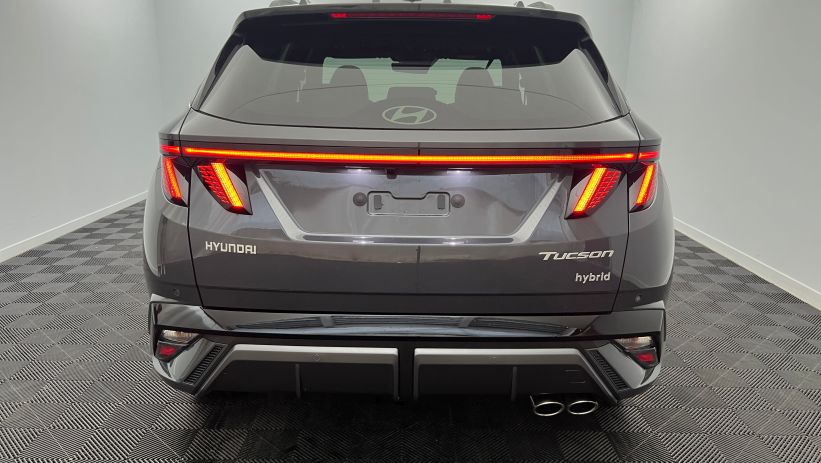 Aperçu du véhicule : 1.6 T-GDI 239 HTRAC Hybrid BVA6 N Line Executive Ecotronic Gray avec 1160€ d'équipements inclus
