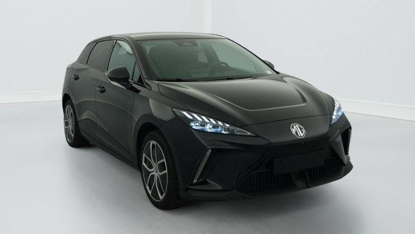 Aperçu du véhicule : 64KWH 204CH LUXURY