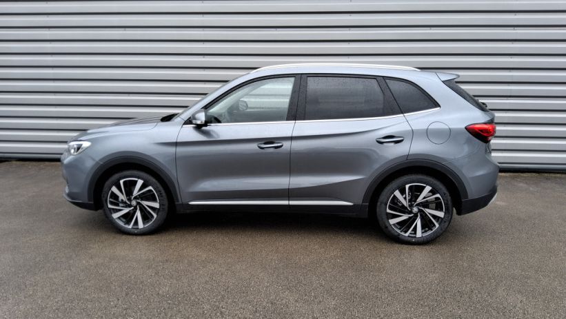 Aperçu du véhicule : ZS 1.5 L Hybrid+ 197 ch Luxury