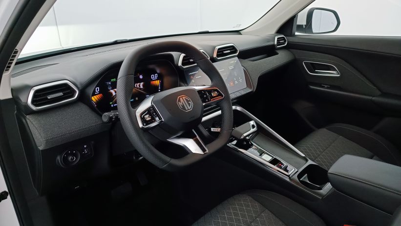 Aperçu du véhicule : 1.5 Hybrid+ 197ch Comfort
