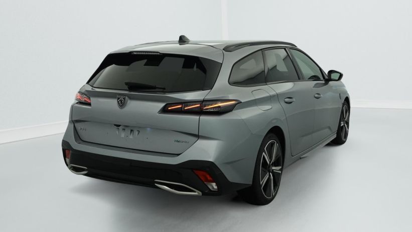 Aperçu du véhicule : PHEV 225 e-EAT8 GT