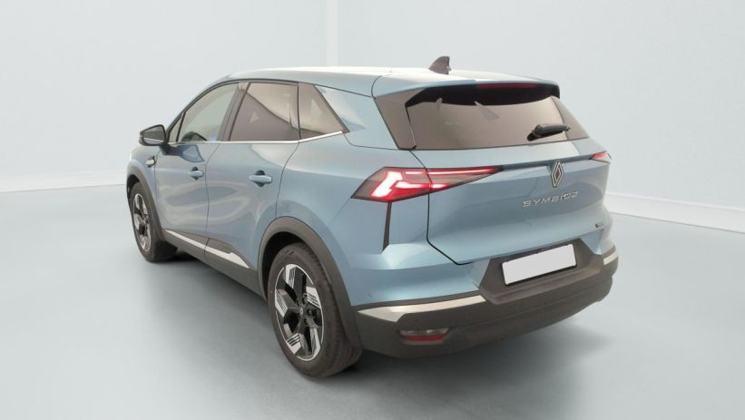 Aperçu du véhicule : E-Tech full hybrid 160 ch Techno